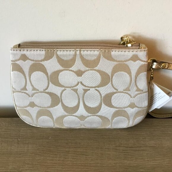 COACH Poppy Signature C Wristlet Gold & Beige with Purple Lining & Dust Bag NWT - Picture 4 of 9